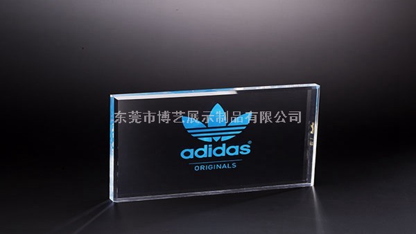 亞克力展示架為什么會(huì)比其它材質(zhì)的展示架要貴？_博藝展示