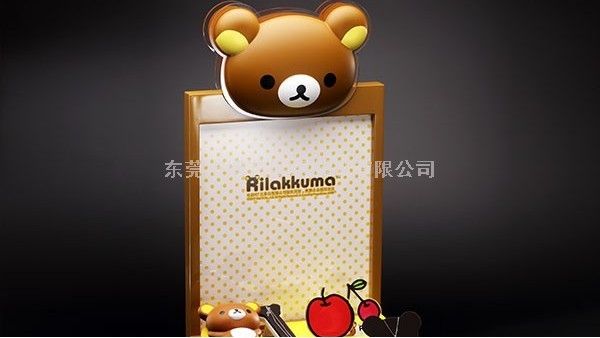 怎樣評(píng)定我們定制的亞克力展示架質(zhì)量的好壞？